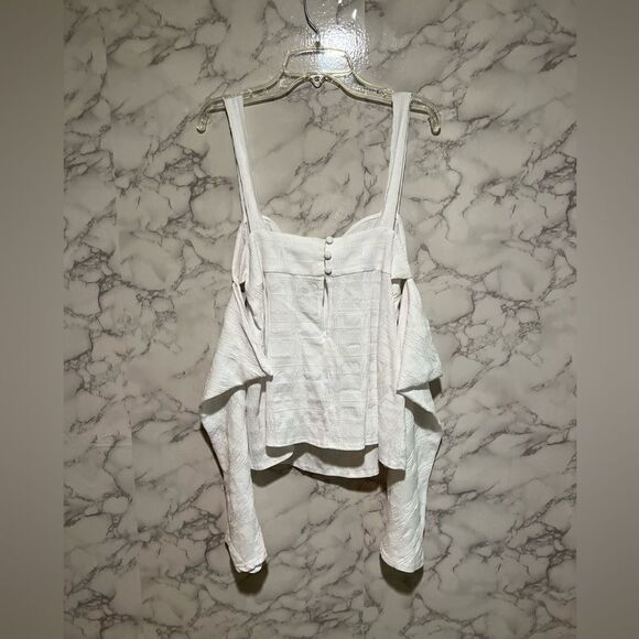 Topshop textured cold shoulder top in ivory - Picture 8 of 12